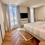 Superbes 3Br Musee Du Louvre Valois
